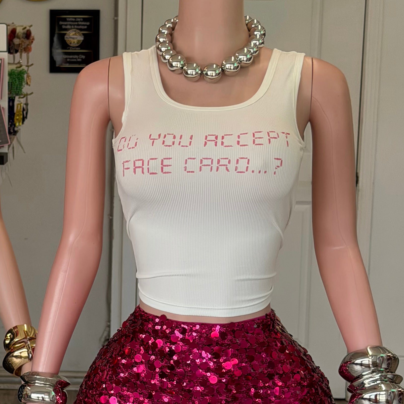 Face Card Tank image 0