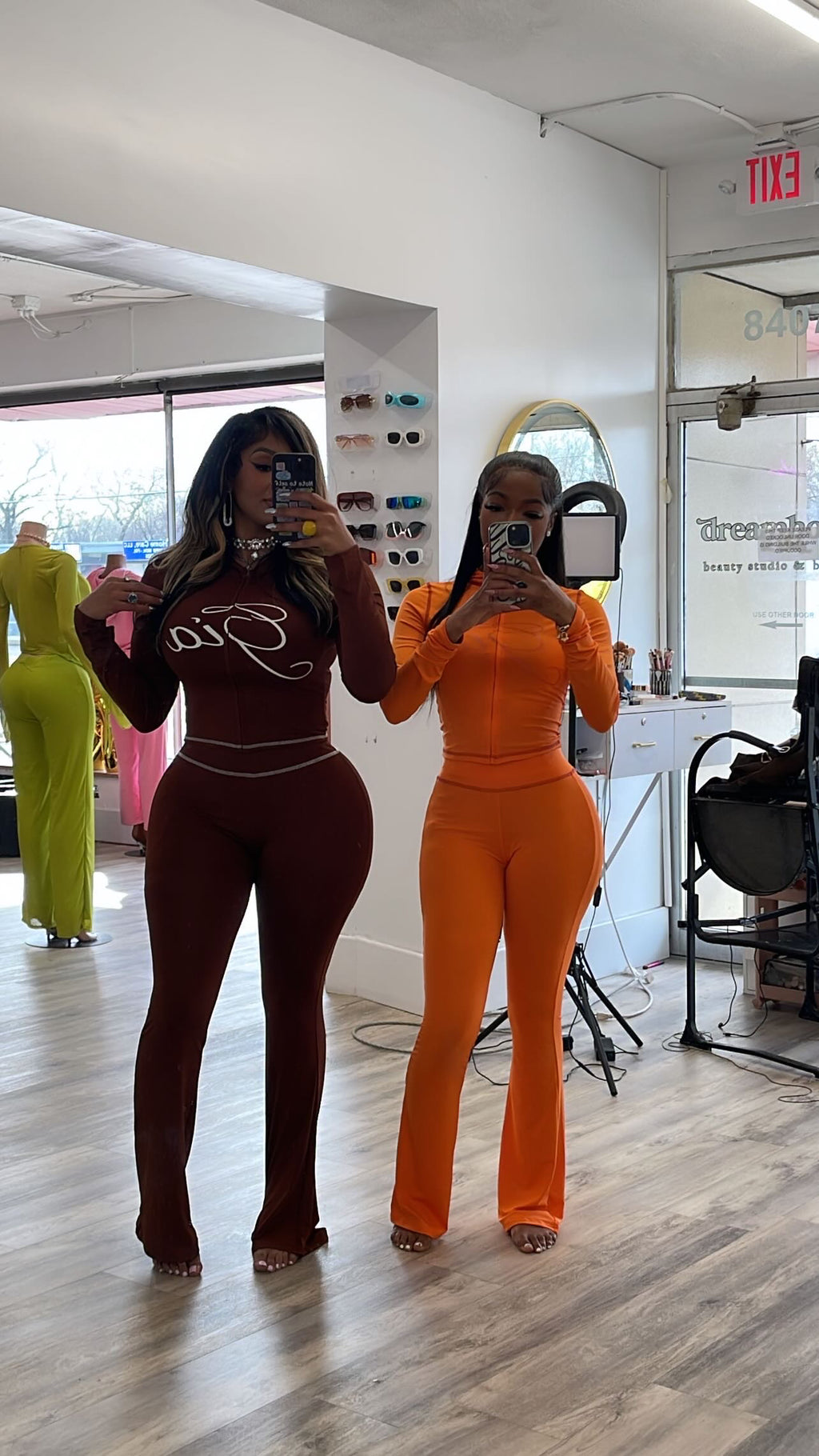 Gigi Set image 1